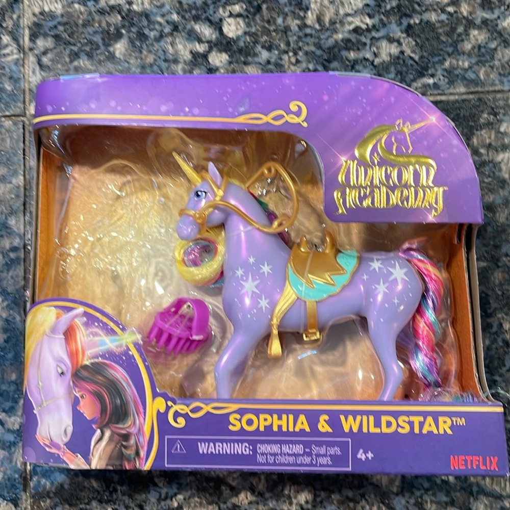 Unicorn academy UNICORN ONLY  NIB
